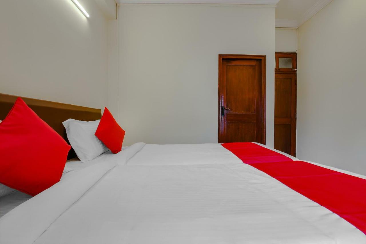 Collection O 45765 Xavier Beach Resort Кандолим Экстерьер фото